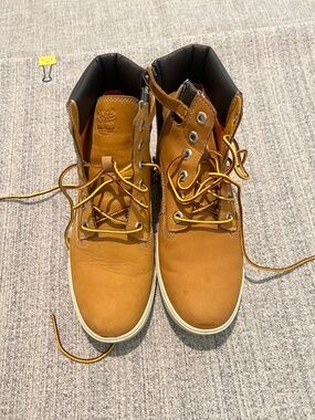 Timberland Boys 6 Wheat Leather Side Zip Boots Size US 6 Youth